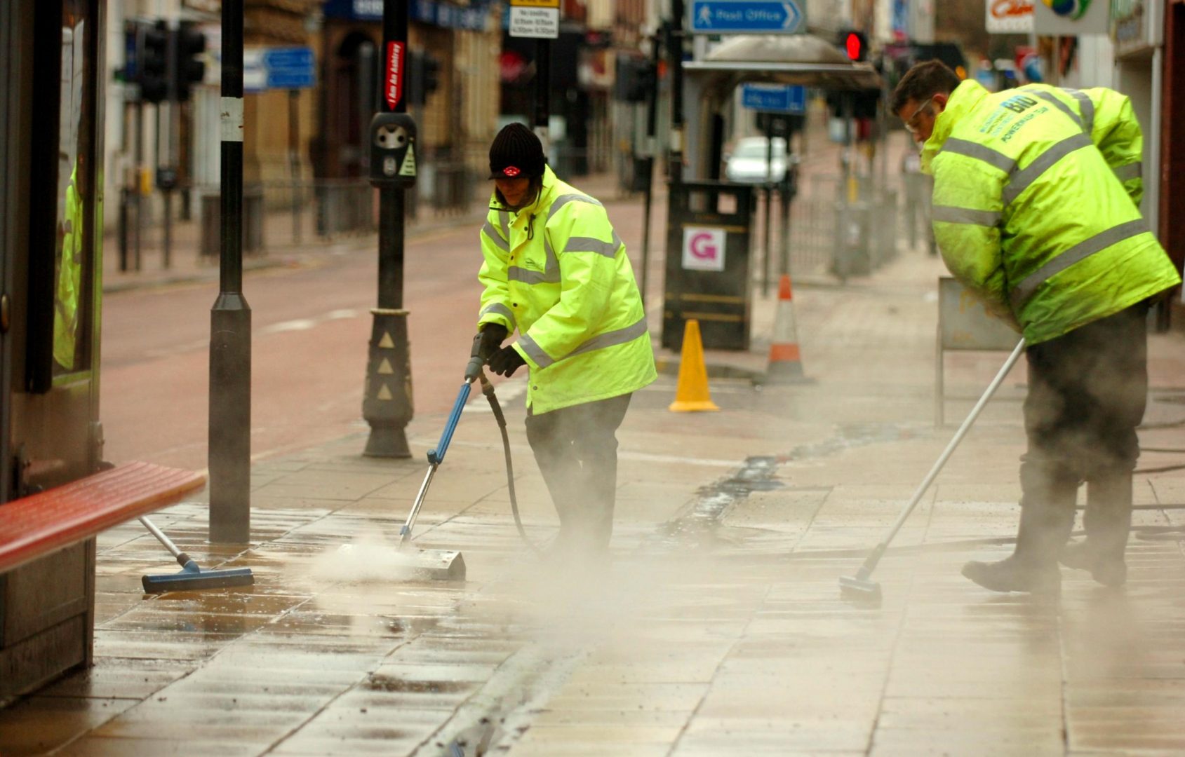 Clean roads. Street Cleaning. Cleaning the Road. Street Cleaners. Swiss Street Cleaners.