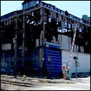 l'usine Valdi après l'explosion